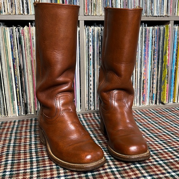 Frye Shoes - True Vintage 70s Frye Stacked Heel Leather Boot in Size 10 M Women's 8 D Men's